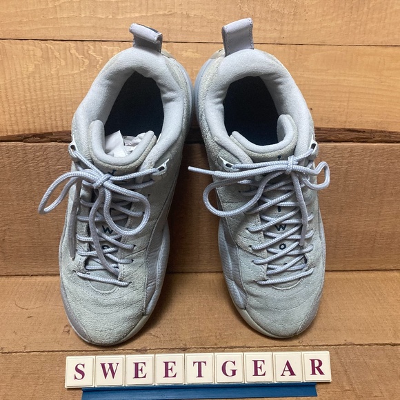 Jordan 12 Retro Low Wolf Grey (GS) - Picture 8 of 16